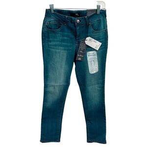1822 Skinny Leg women's jeans, NWT